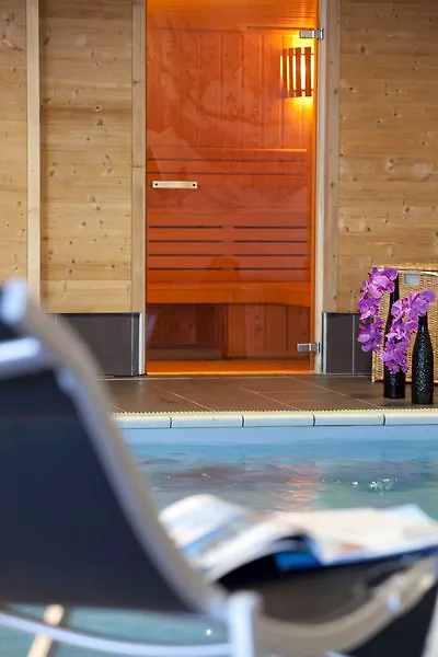 Le Chalet Du Mont Vallon Spa Resort Les Menuires Hotel
